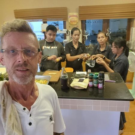 Meyers Hua Hin Hotel Kültér fotó