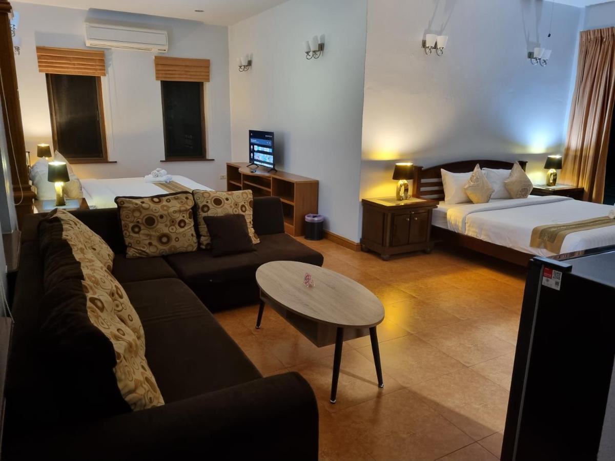 Meyers Hua Hin Hotel Kültér fotó