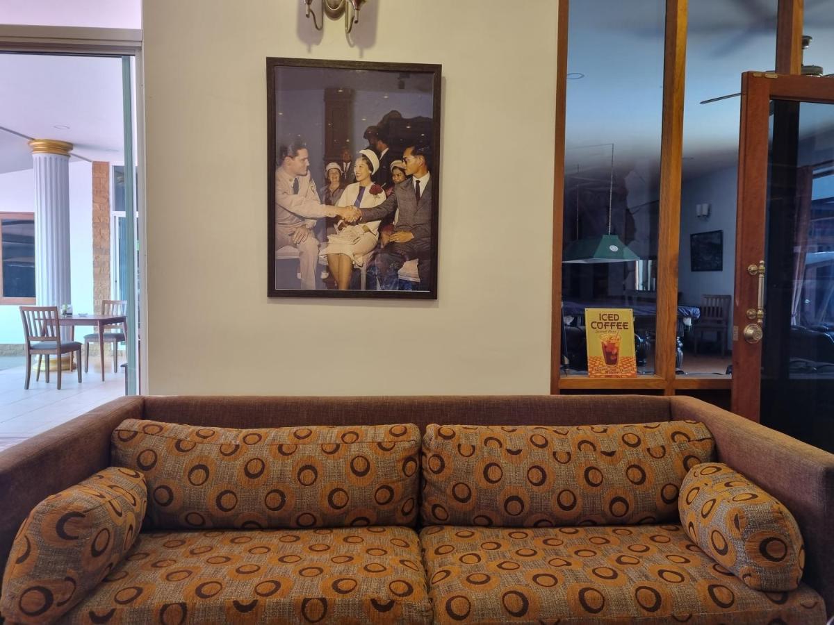 Meyers Hua Hin Hotel Kültér fotó