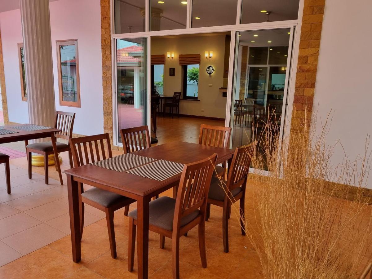 Meyers Hua Hin Hotel Kültér fotó