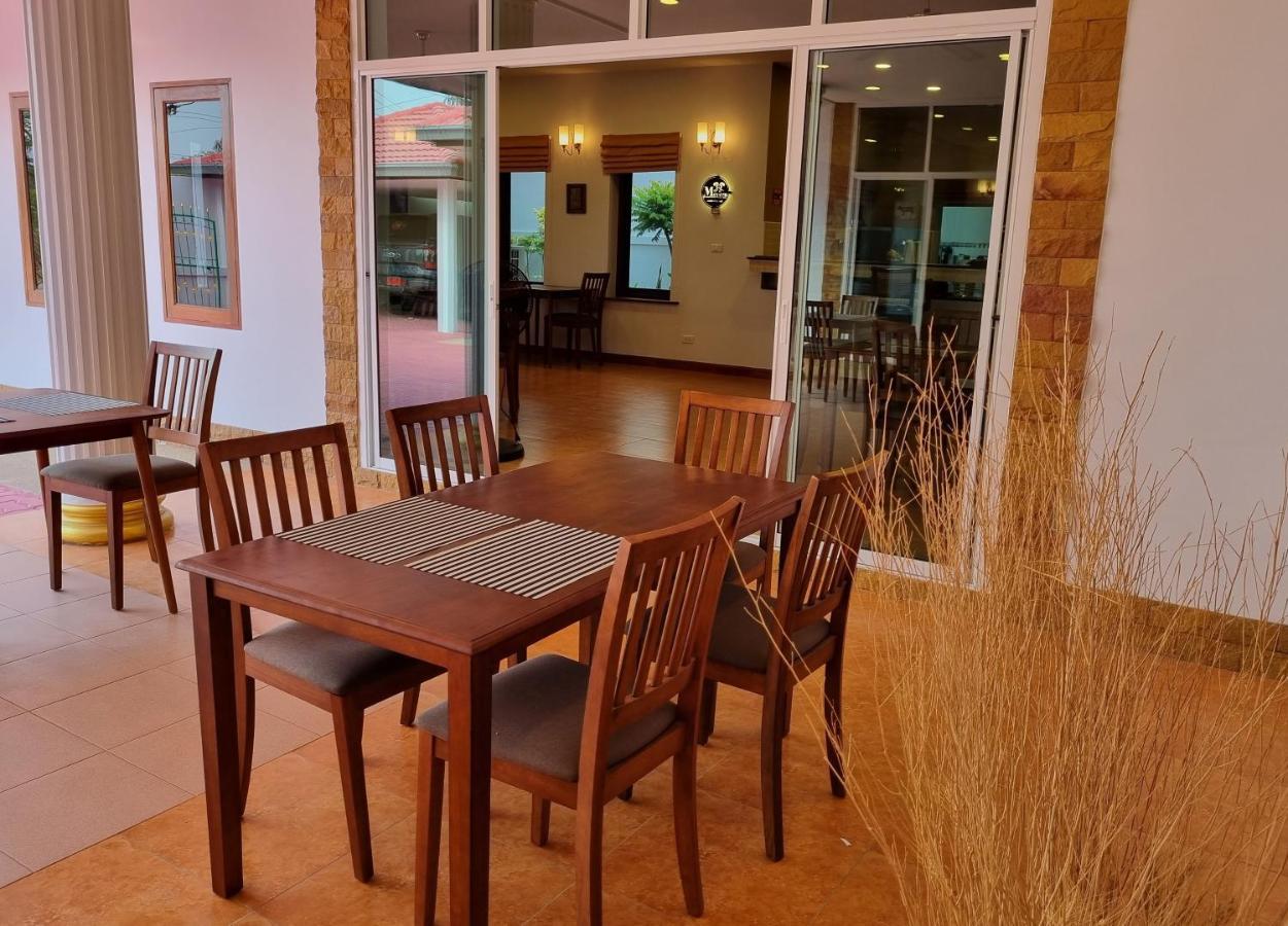 Meyers Hua Hin Hotel Kültér fotó
