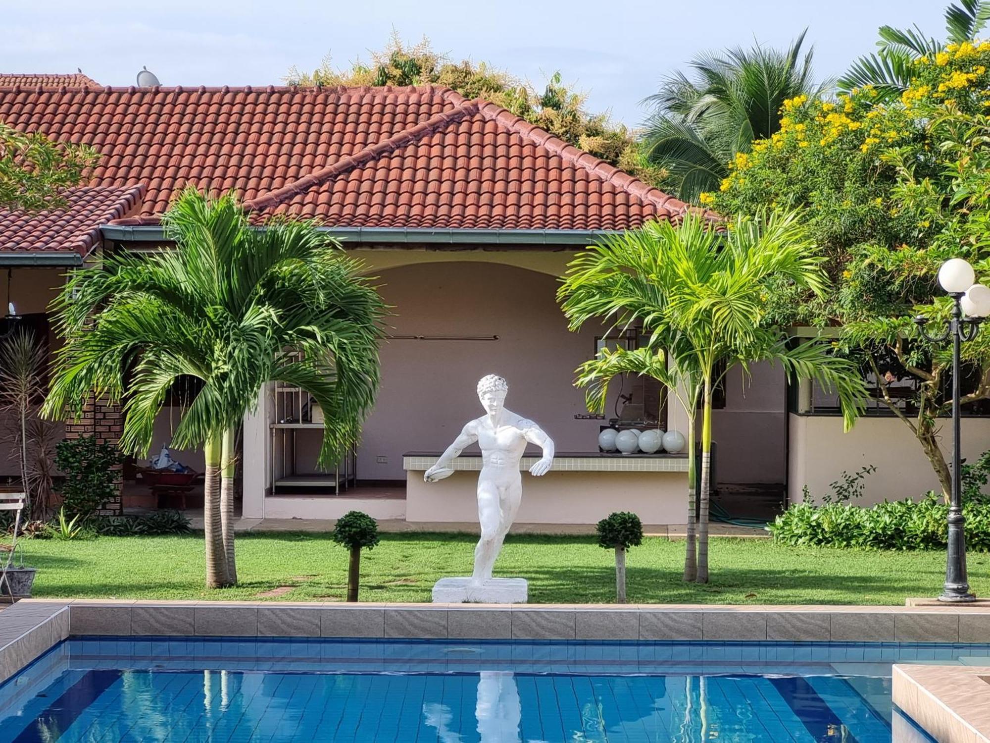 Meyers Hua Hin Hotel Kültér fotó